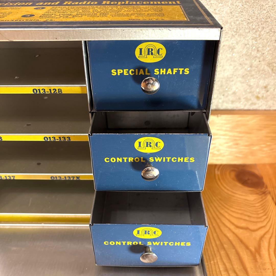 60年代　アメリカ　キャビネット　ガレージ　シェルフ　ラック　ミニカー