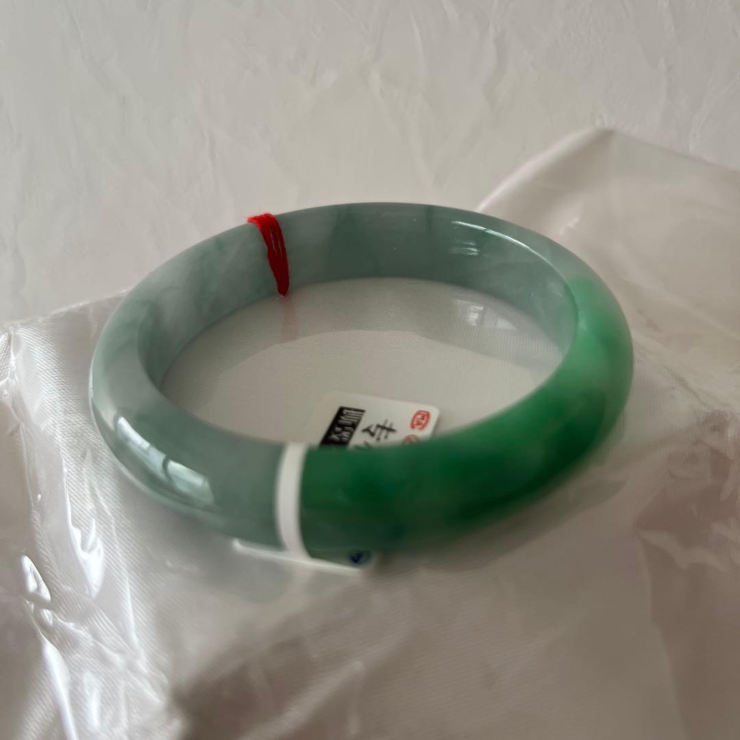 糯種翡翠バングル