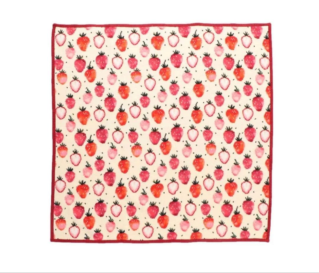 ラブラリーバイフェイラー 新品　プティバス　おくるみ ストロベリードット