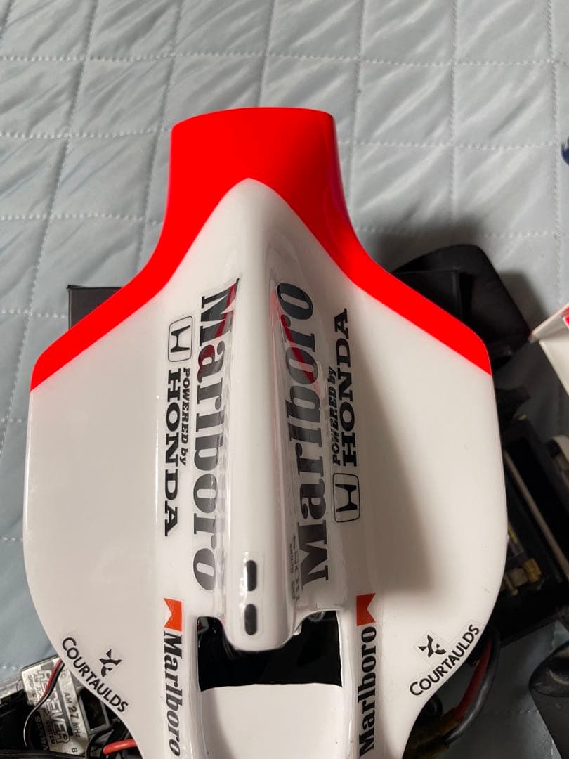 F1 ラジコン　f103 マクラーレン mp4/5B ボディ&シャーシ