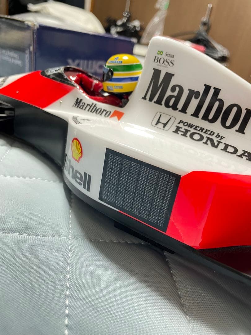 F1 ラジコン　f103 マクラーレン mp4/5B ボディ&シャーシ