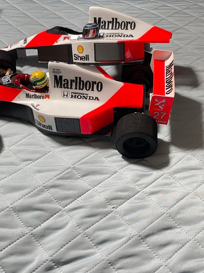 F1 ラジコン　f103 マクラーレン mp4/5B ボディ&シャーシ