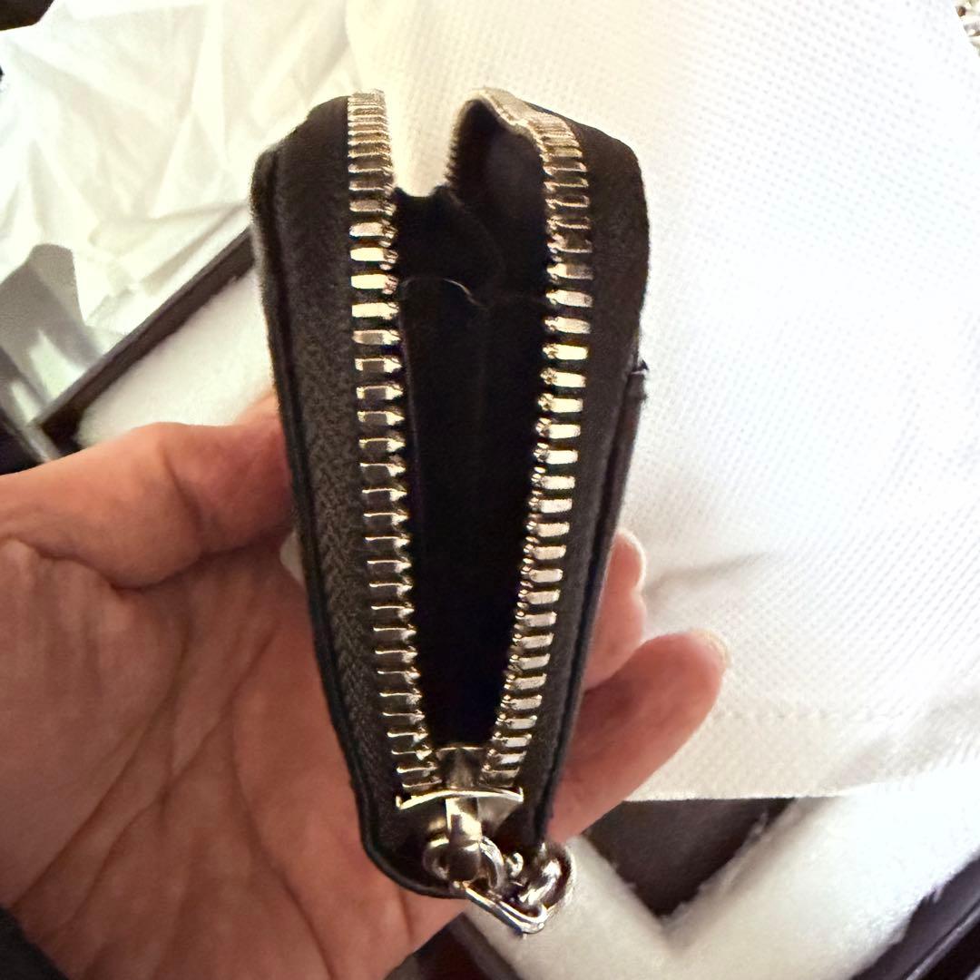 新品未使用　LUXURY MATERIAL HERITAGE WALLET