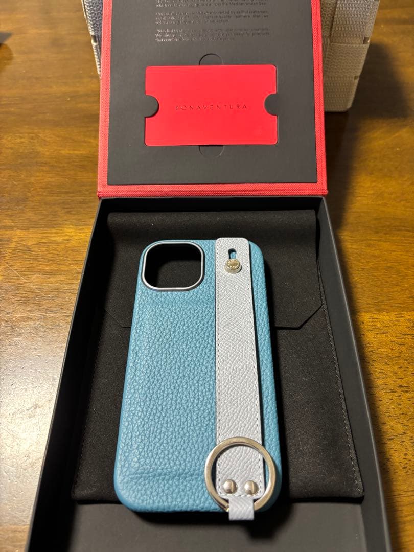 BONAVENTURA iPhone15ハンドル付きケース