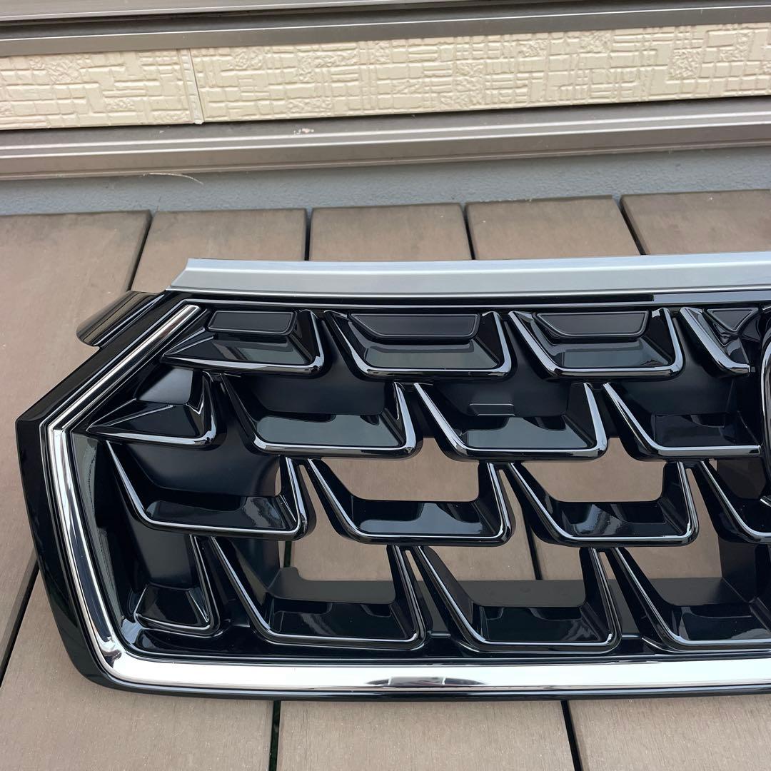 ホンダ ヴェゼル 6AA-RV5 純正オプション フロントグリル