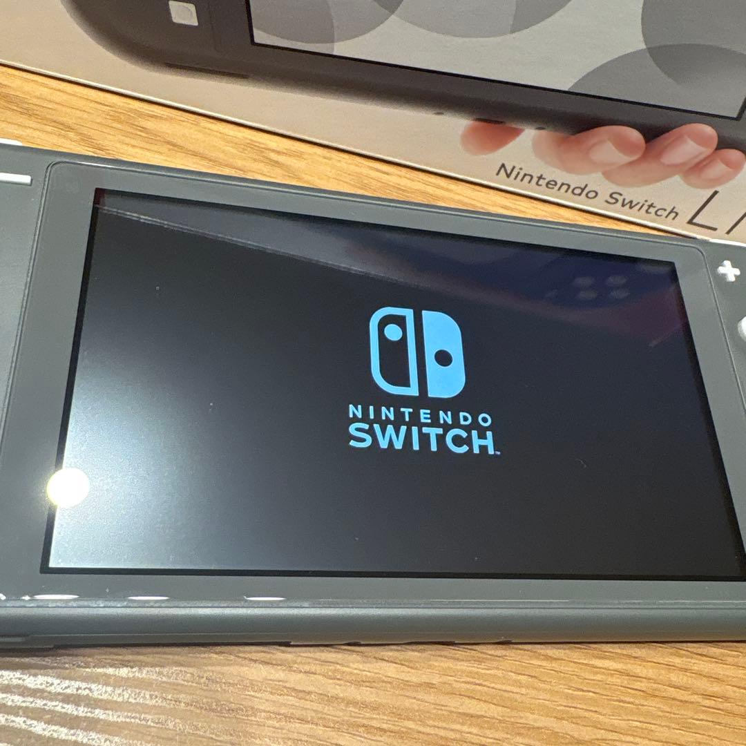 Nintendo Switch lite 本体　箱　充電器有り　グレー