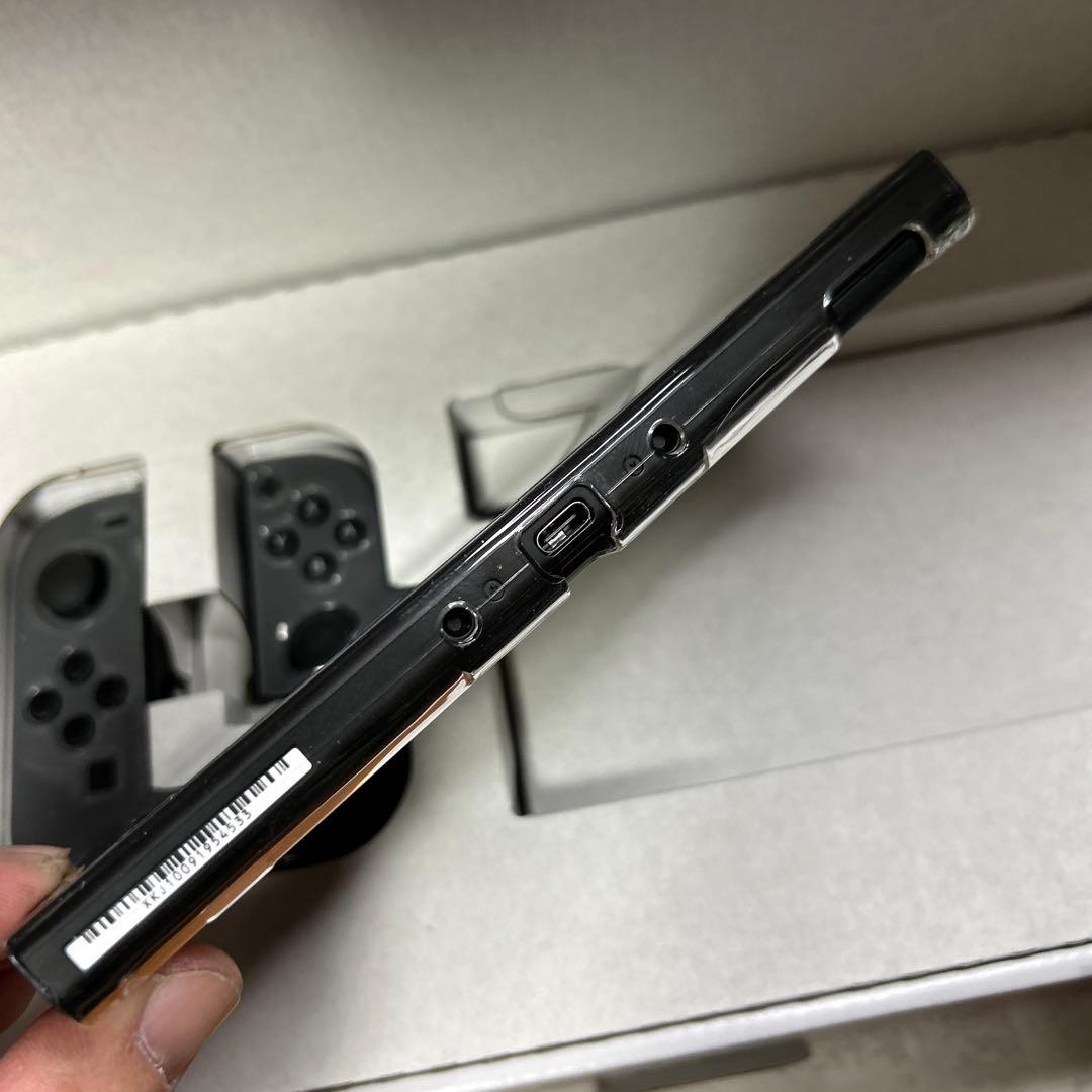 美品　スマブラ バッテリー強化版　Switch ソフト付き