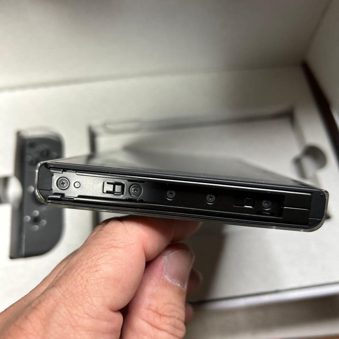 美品　スマブラ バッテリー強化版　Switch ソフト付き