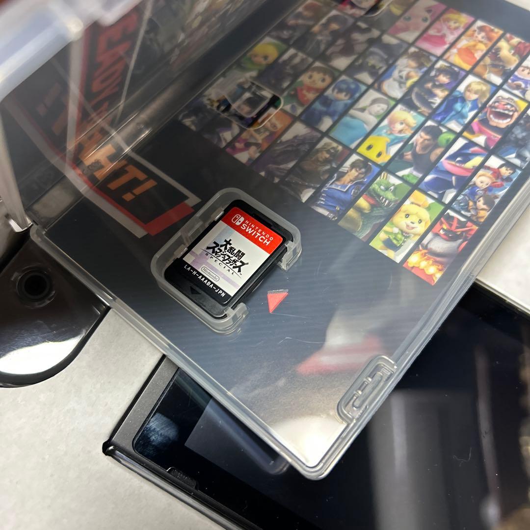 美品　スマブラ バッテリー強化版　Switch ソフト付き