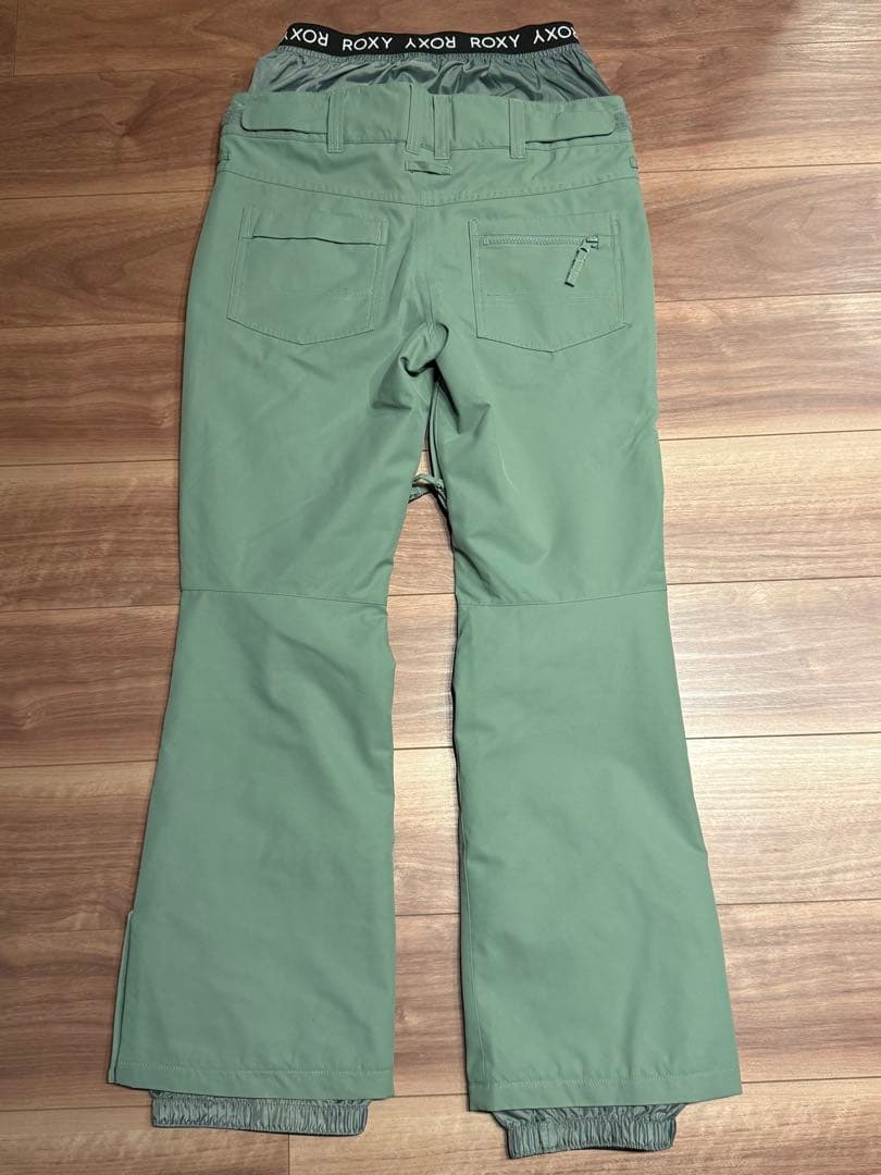 ROXY ウィンタースポーツ ジャケットとパンツセット