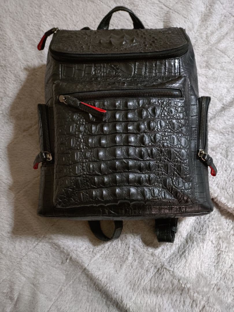 クロコダイル本革リュック・バックパック