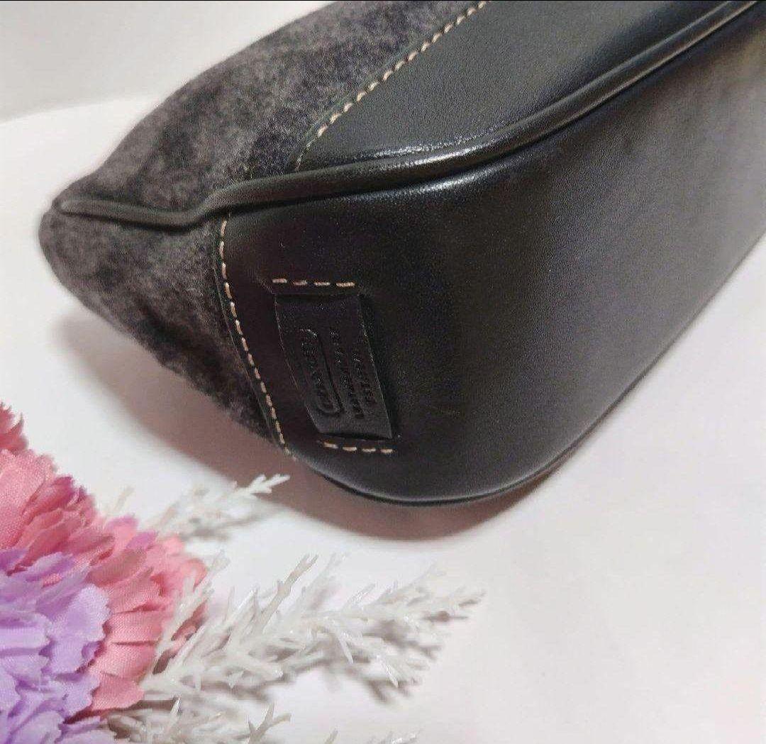 【限定セール！！】COACH アクセサリーポーチ シグネチャー ハンドバッグ