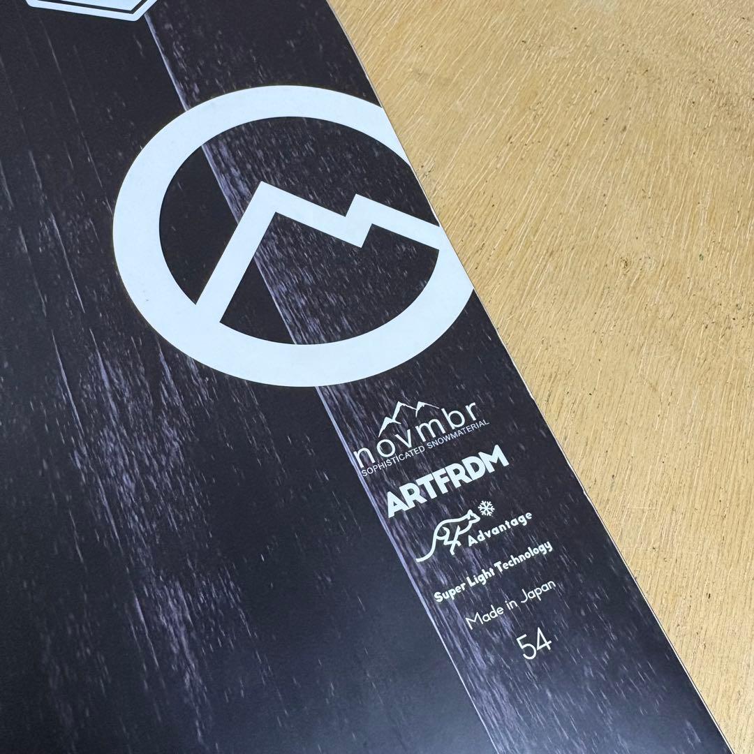 November ARTFREEDOM パウダーボード ノベンバー スノーボード