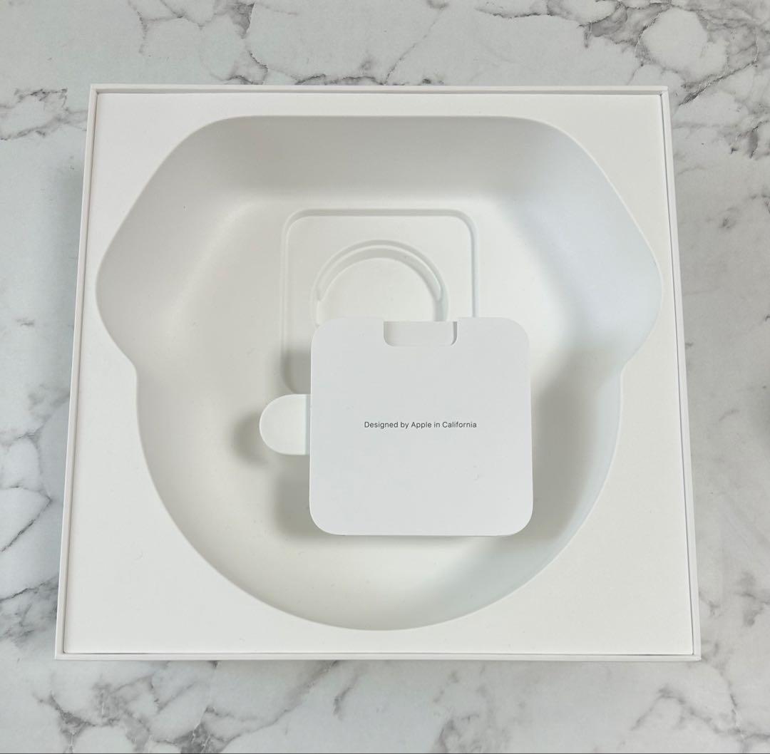 Apple AirPods Max ホワイト