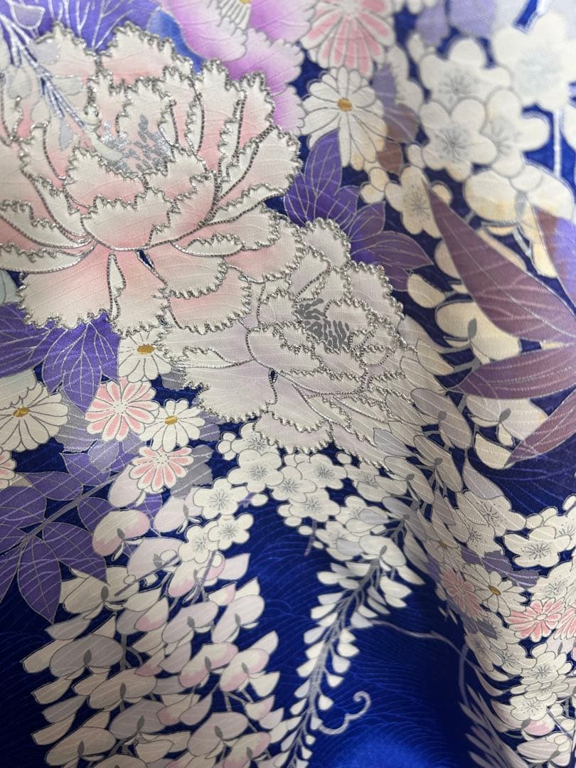 藤柄 銀彩 駒刺繍 振袖 正絹 紺青 身丈156 裄63 袖丈109