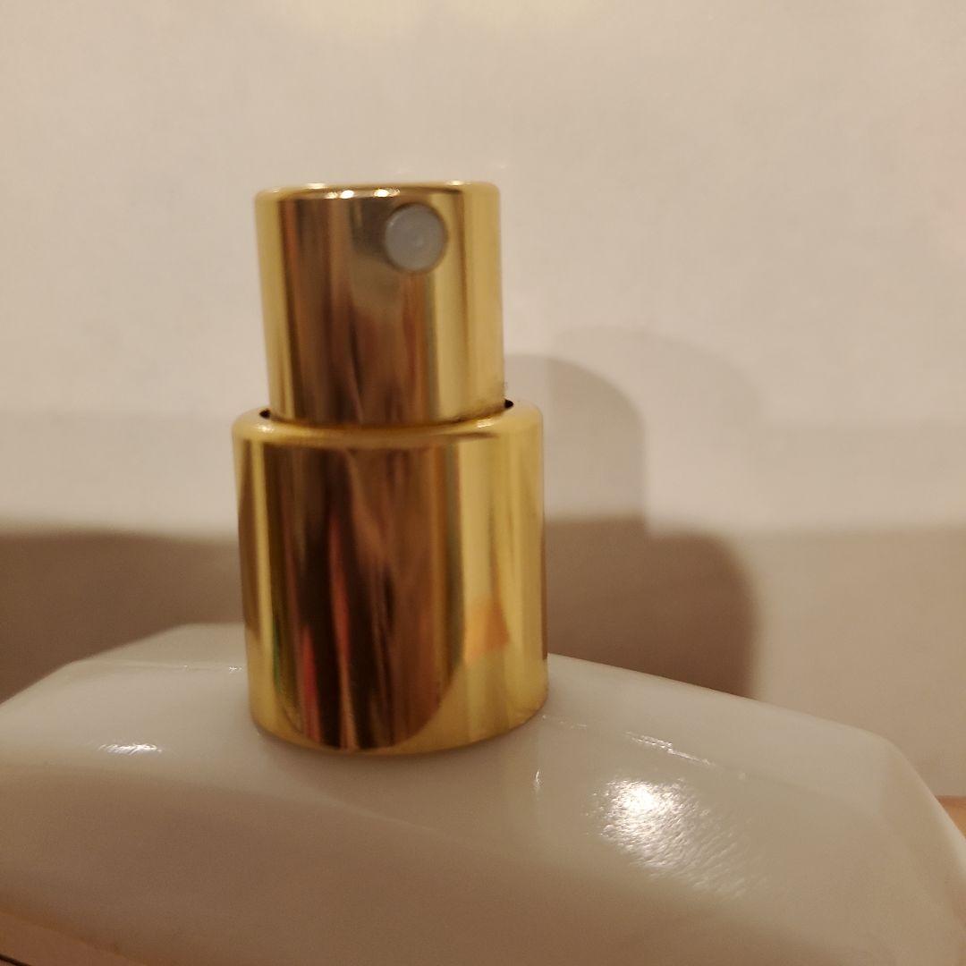 完売品ビュリーオートリプル・ルーブル庭園での語らい