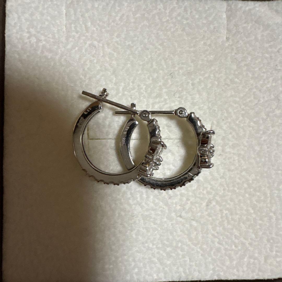 ダイヤモンドフープピアス バタフライモチーフ 0.70ct