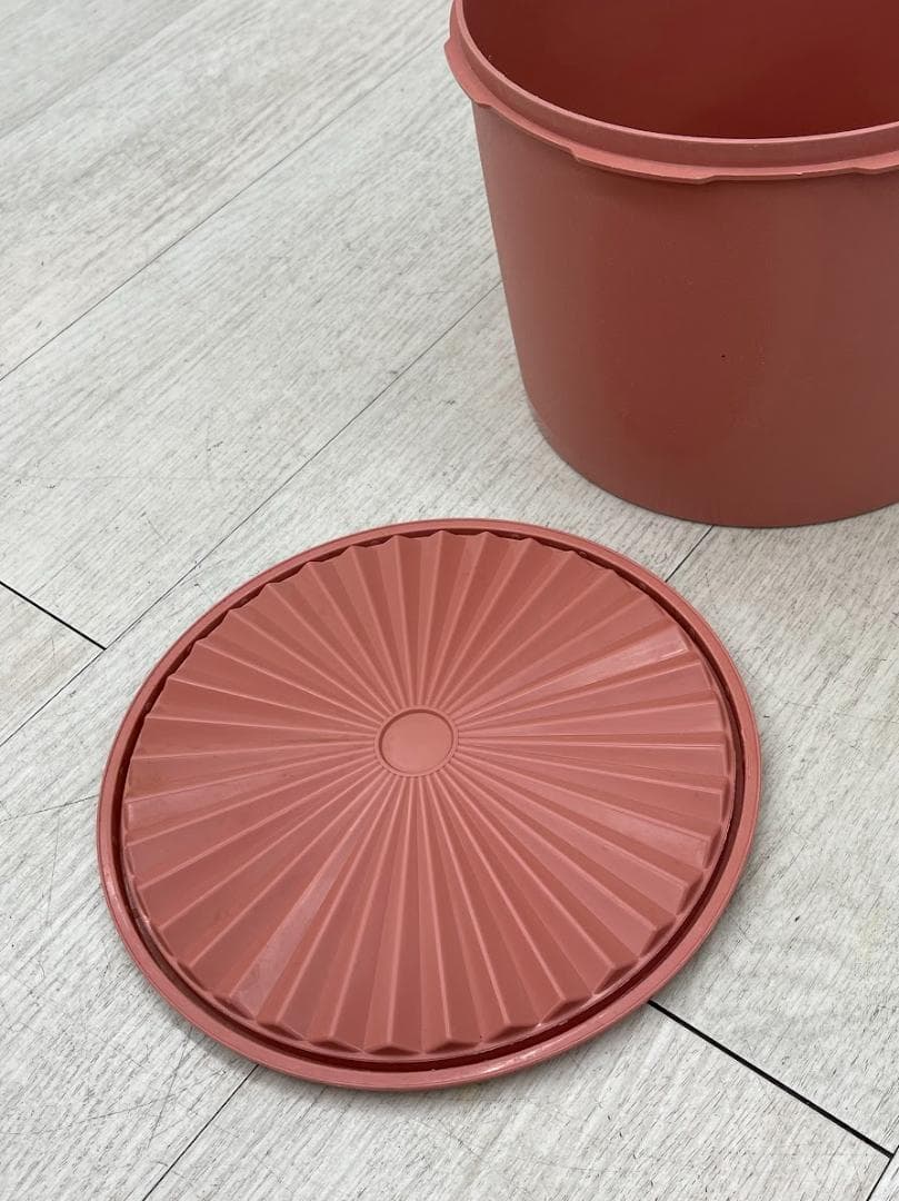 タッパーウェア マキシクイーンデコレーター 他 3点 まとめて 蓋付き 保存容器