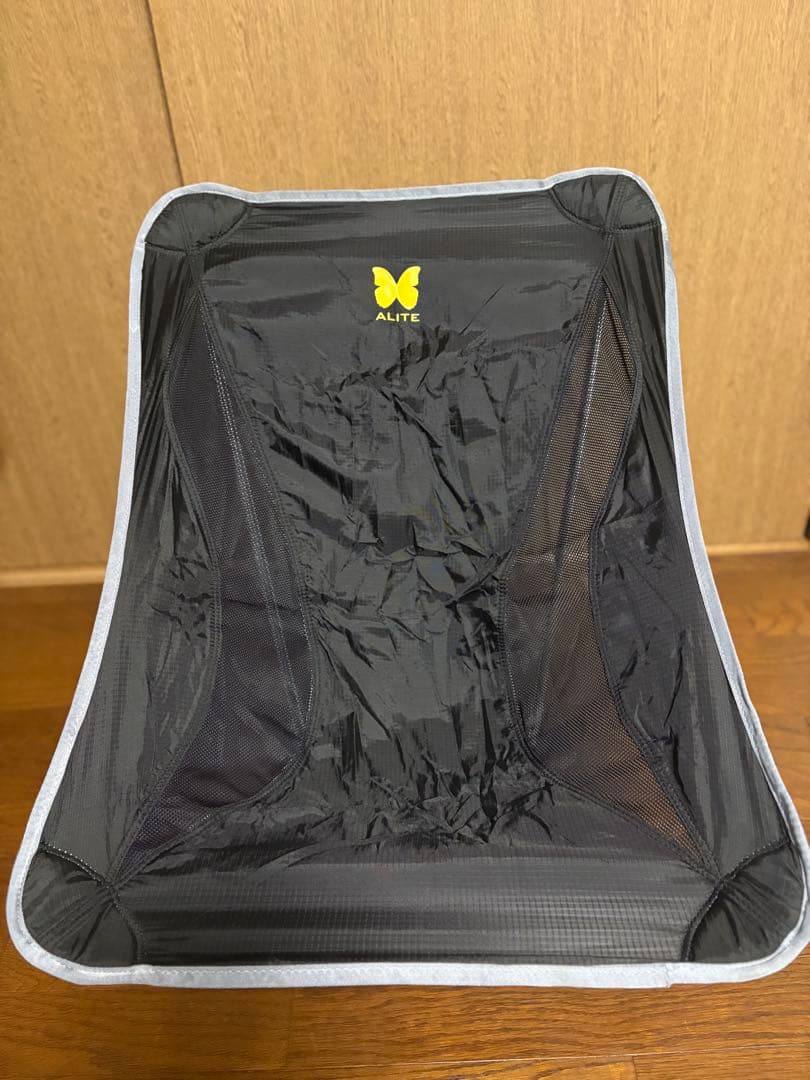 エーライト　マンティス　ALITE mantis chair