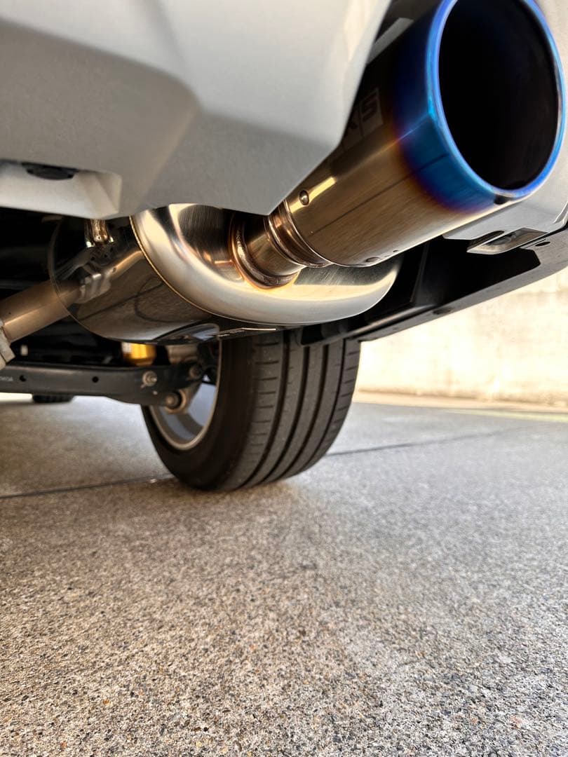 スバルフォレスターHKSリーガマックスプレミアム