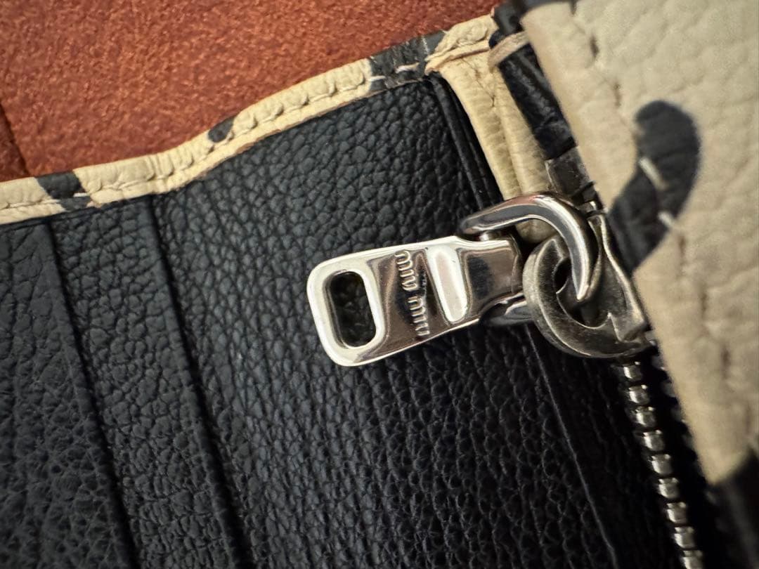 美品Miumi 長財布