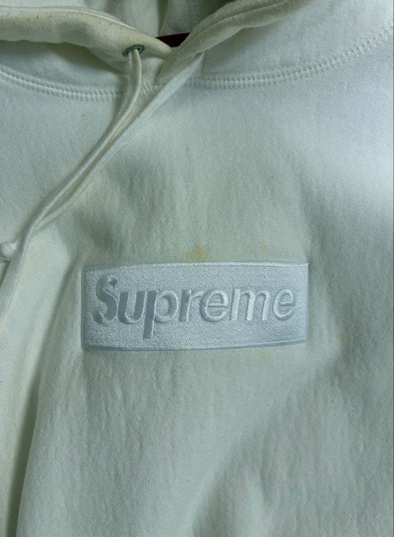 Supreme ホワイトパーカー フード付き