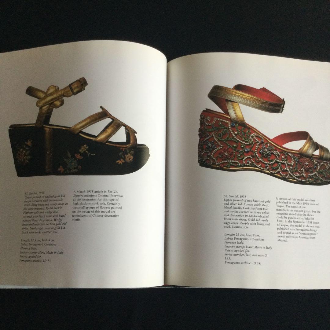フェラガモ　洋書　シューズ　靴　Ferragamo Shoes ファッション