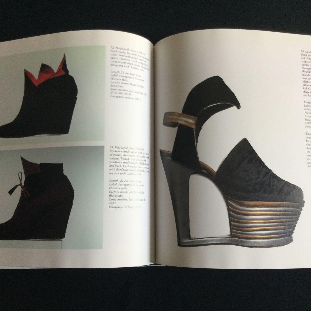フェラガモ　洋書　シューズ　靴　Ferragamo Shoes ファッション