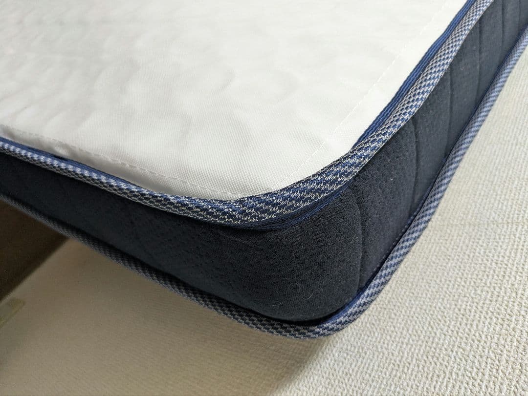 【処分のため24日までに削除】ニトリ マットレス U4 シングル かため