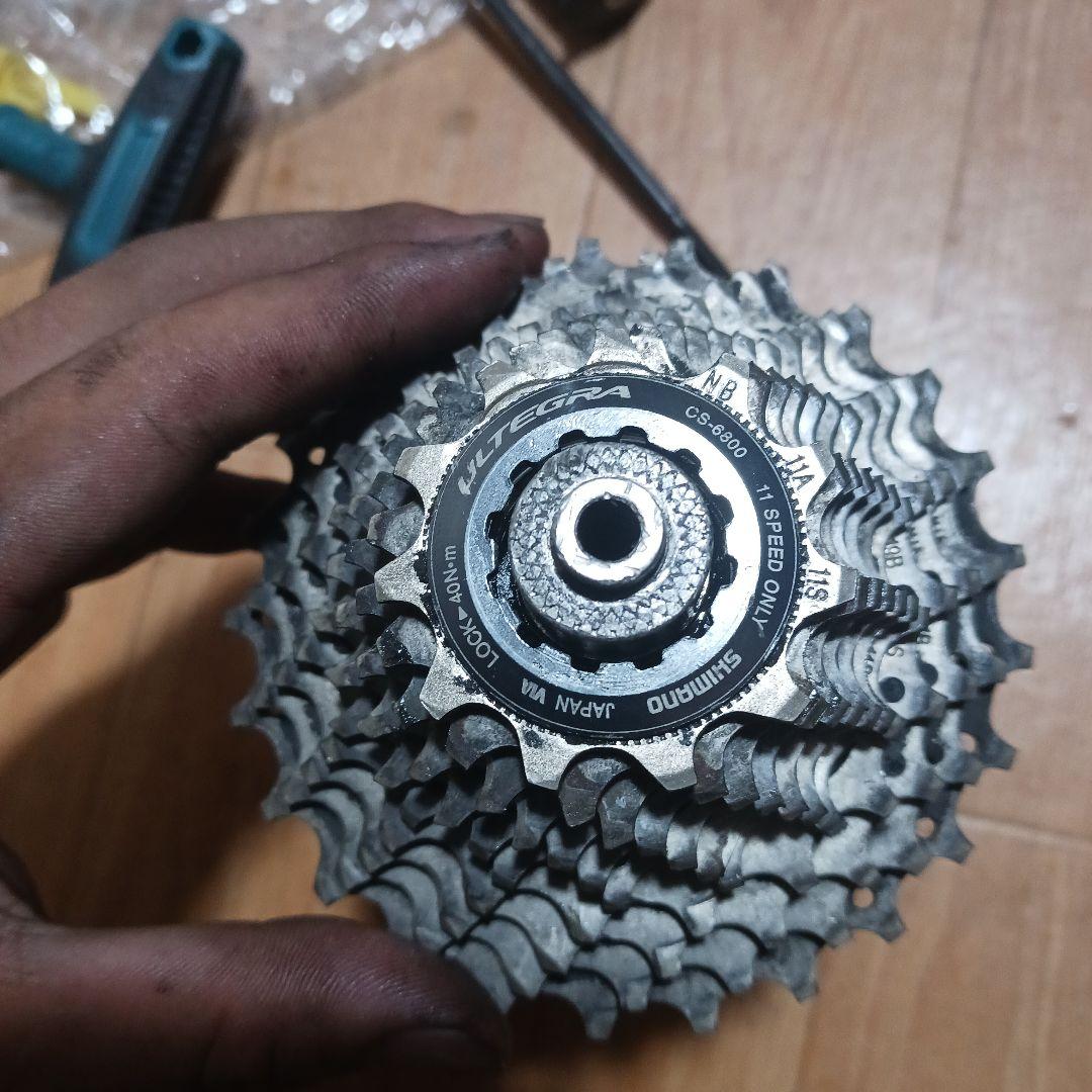 White Industries T11リアハブ 24H 130mm幅