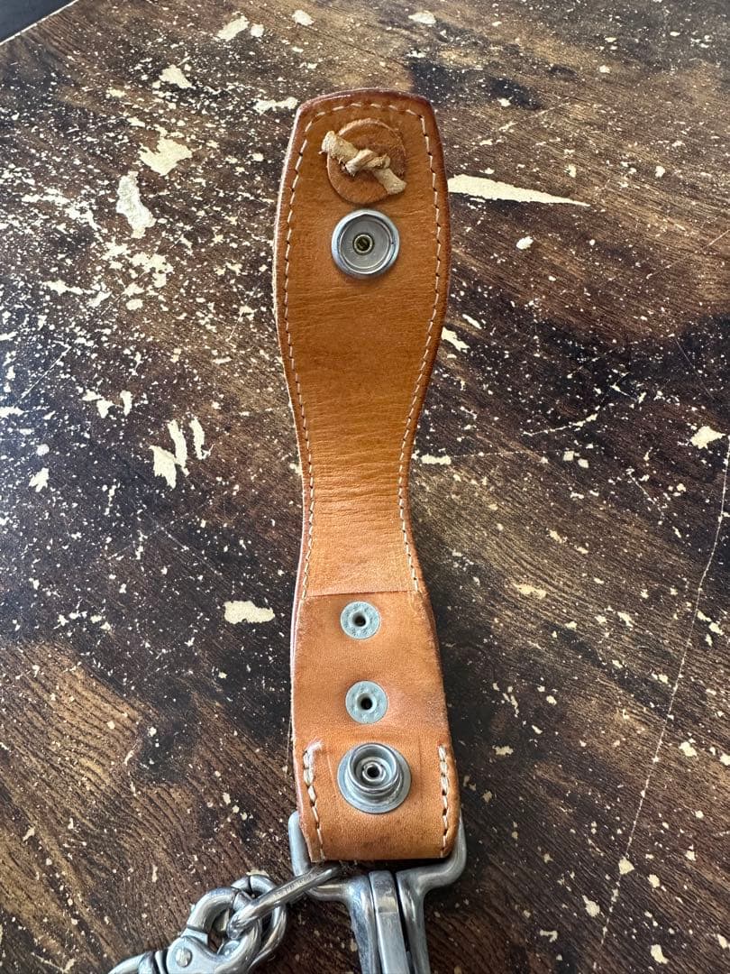 RED MOON　ビーズ付き　レザーウォレットチェーン　ロープ　ベルトループ