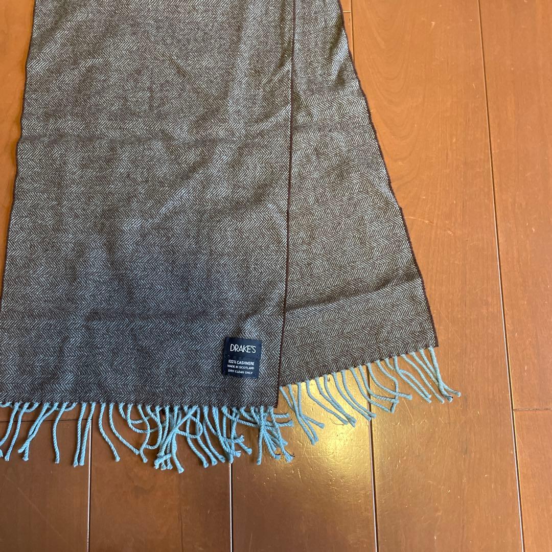 ③ドレイクス DRAKE'S マフラー　カシミア100% グレー基調　未使用品
