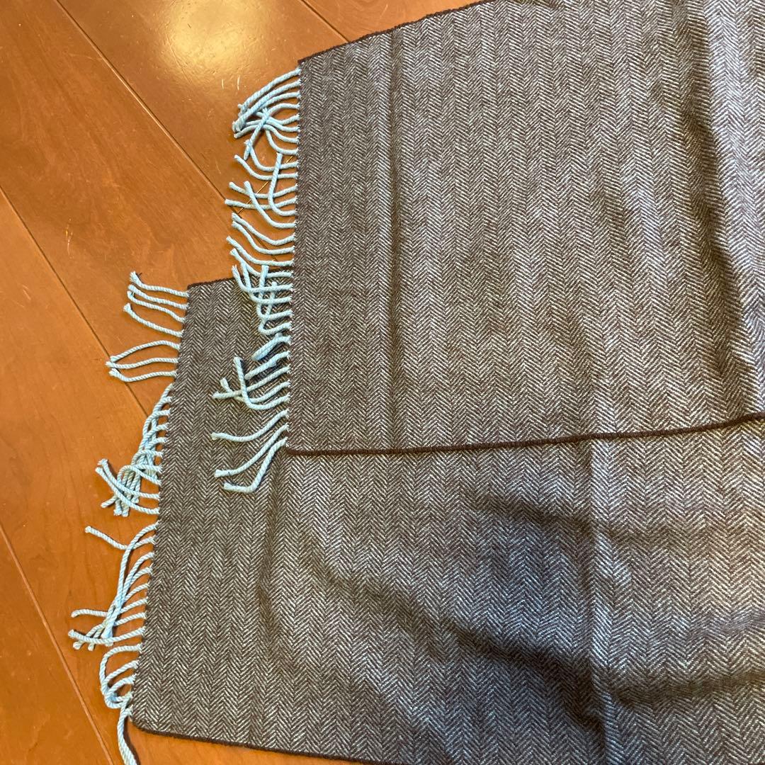 ③ドレイクス DRAKE'S マフラー　カシミア100% グレー基調　未使用品