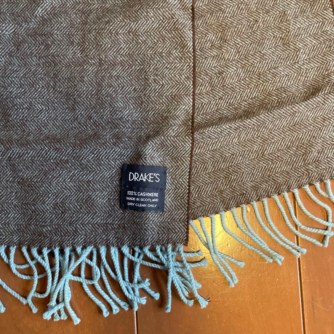 ③ドレイクス DRAKE'S マフラー　カシミア100% グレー基調　未使用品