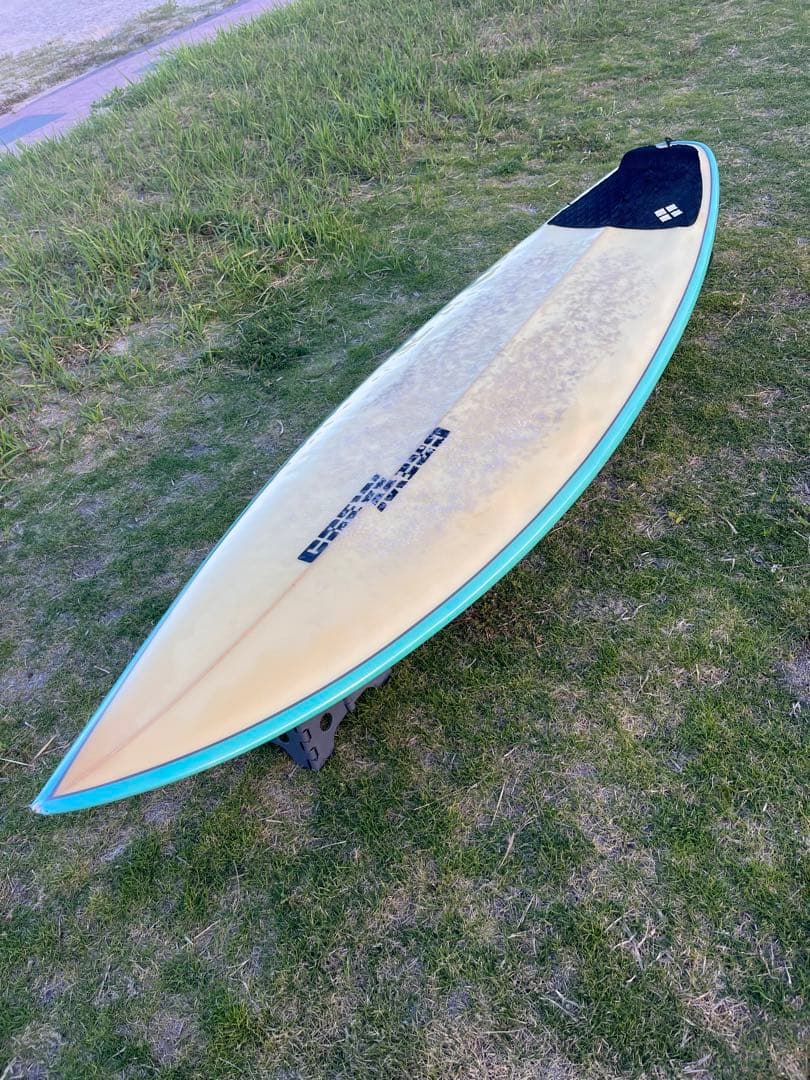 サーフボード/ FCSフィン付き