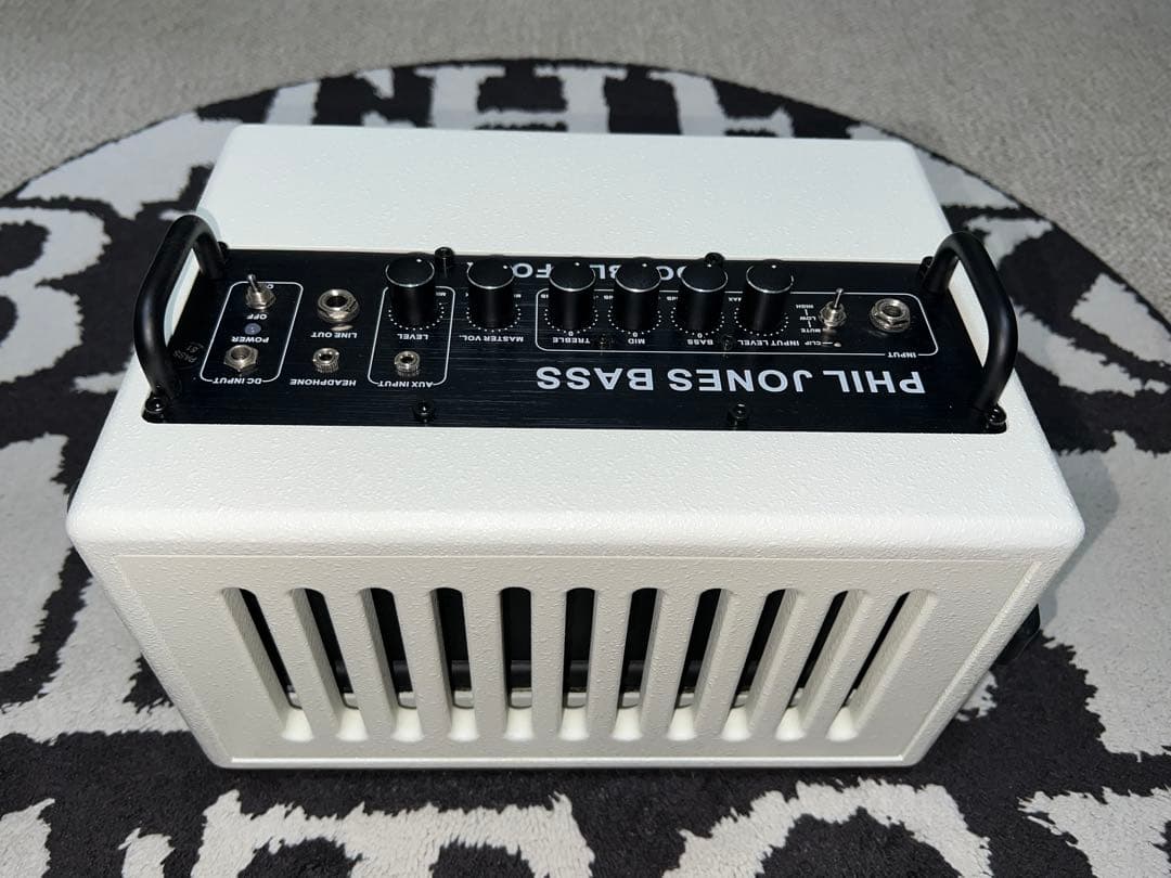 PHIL JONES BASS DOUBLE FOUR BG-75 ベースアンプ