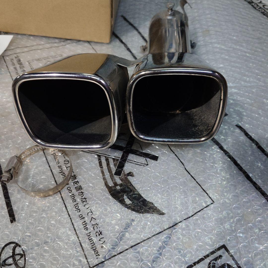 VOXY 80系　モデリスタ　マフラーカッター