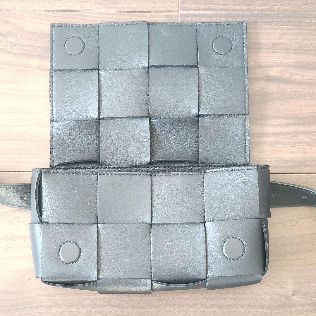 ボッテガヴェネタ BOTTEGAVENETA カセット クロスボディバッグ