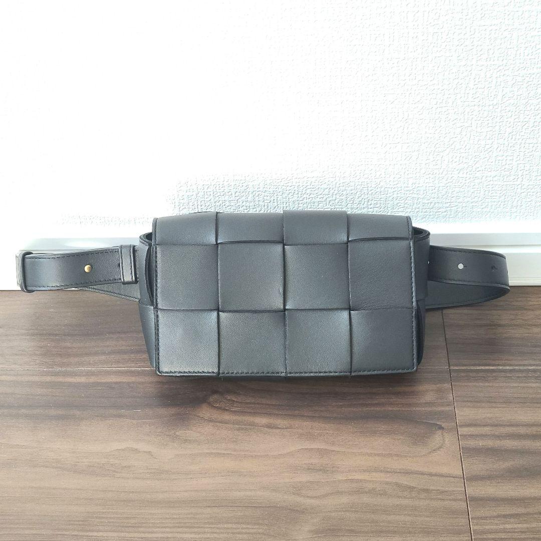 ボッテガヴェネタ BOTTEGAVENETA カセット クロスボディバッグ