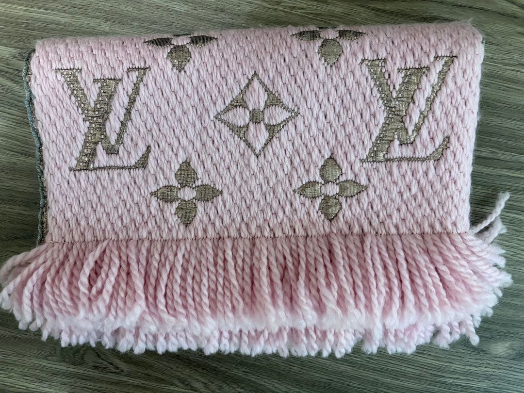 【美品】LOUIS VUITTON マフラー エシャルプ・ロゴマニア シャイン