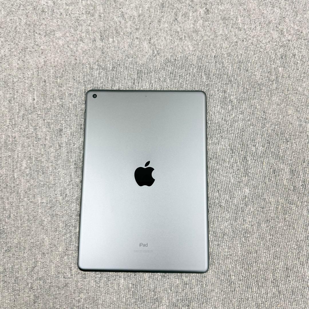 ほぼ未使用iPad 第7世代 2019 32GB Wi-Fi スペースグレイ