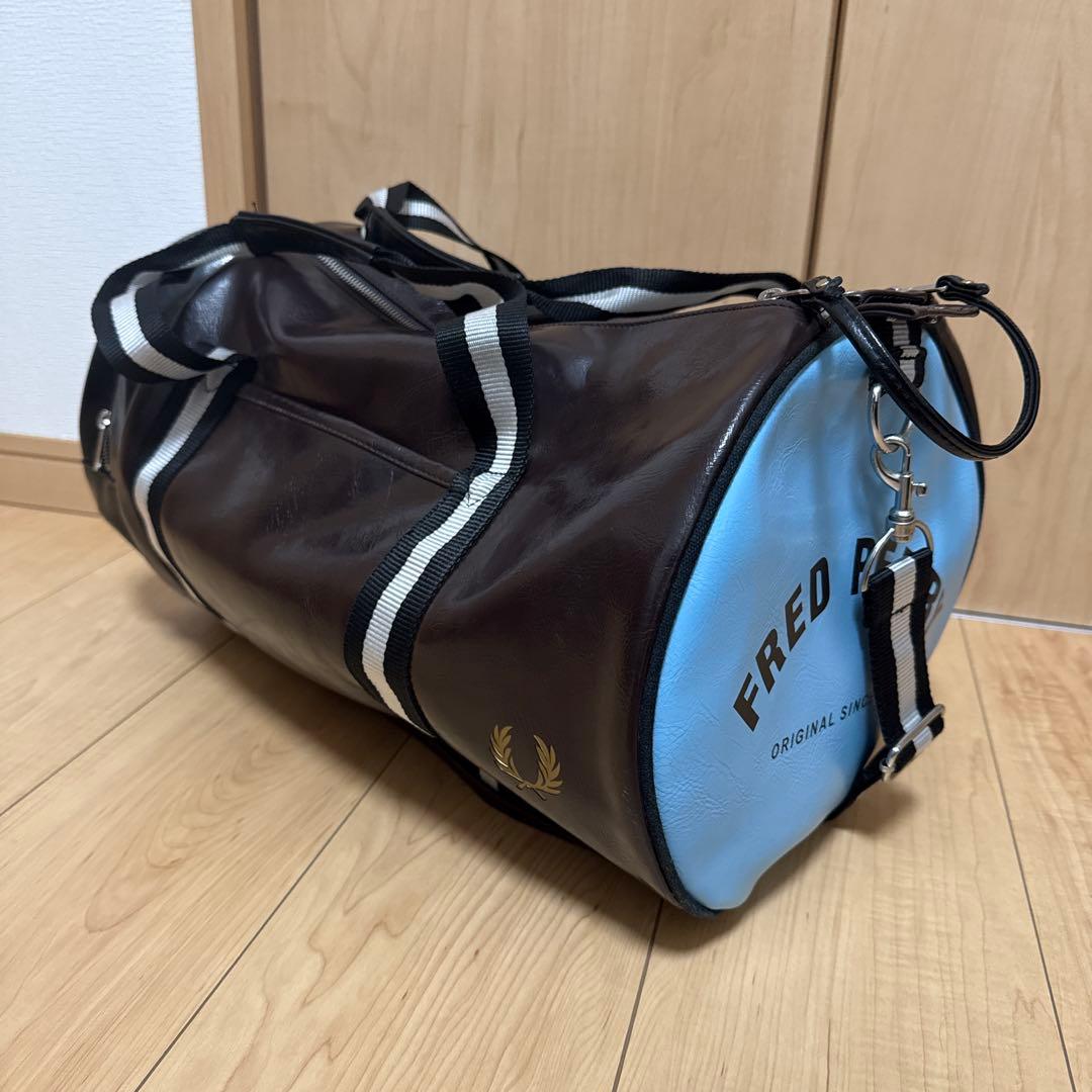 FRED PERRY ドラムバッグ ／ボストンバッグ
