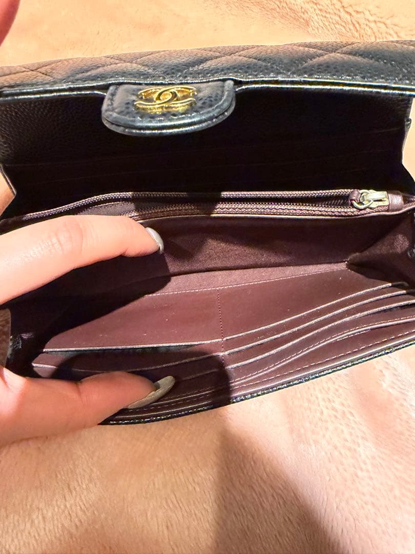 CHANEL キルティング ブラックレザー長財布