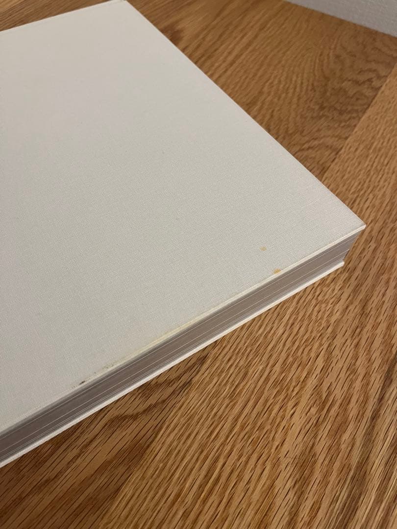 Designed by Apple in california 書籍（小）