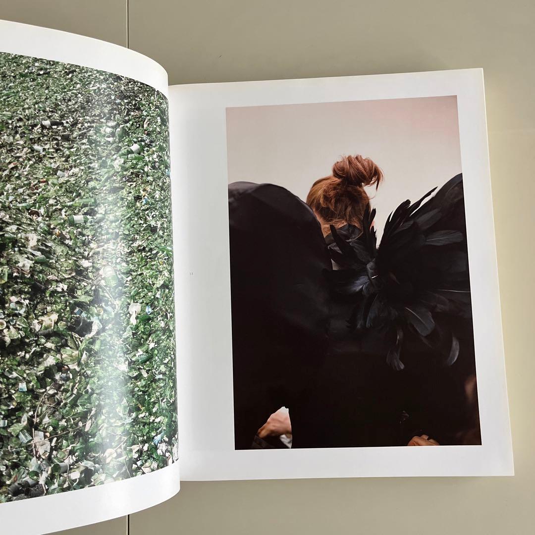 アート・デザイン・音楽 ALEXANDER McQUEEN WORKING PROCESS