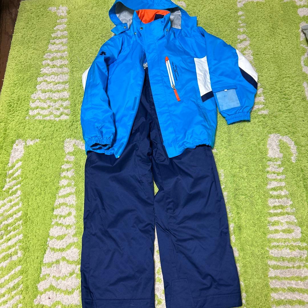 DESCENTE スキーウェア　雪遊び スノーボードウェア　150㌢