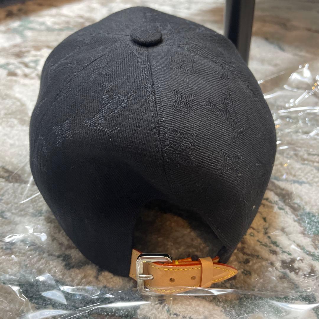 【美品】ルイヴィトン　キャスケット モノグラム柄　エッセンシャル