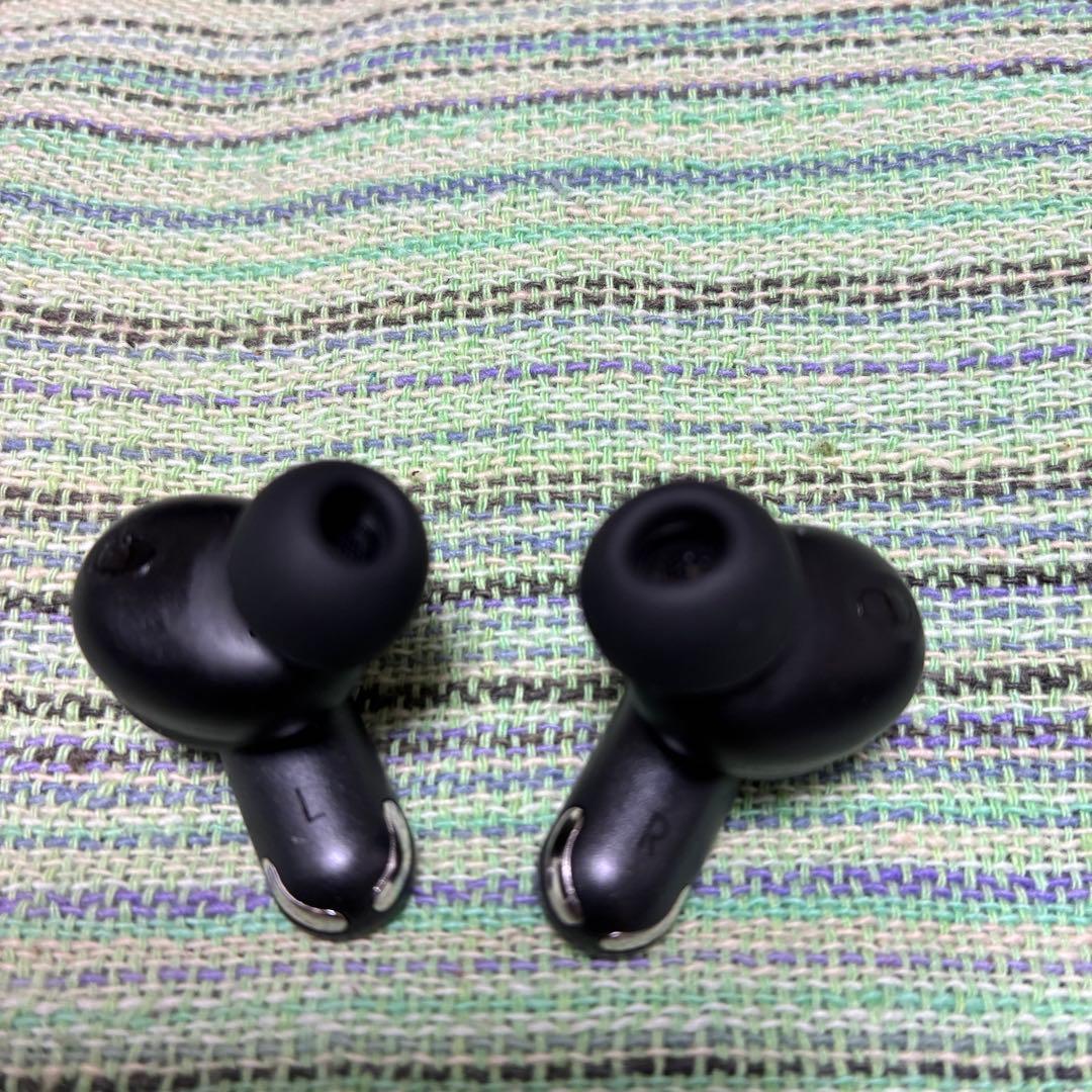 ほぼ未使用JBL TOUR PRO 2 ワイヤレスイヤホン ケース付