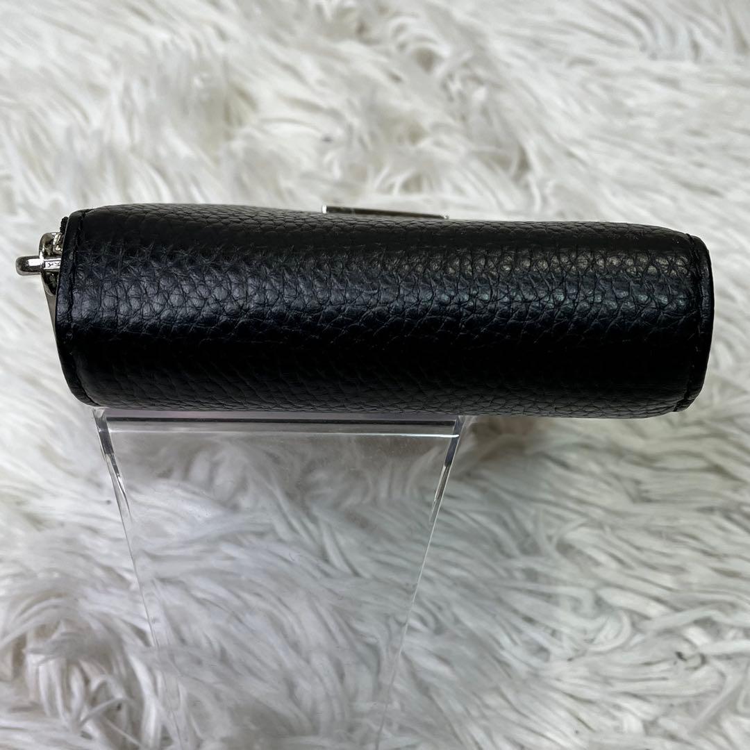 ブラックレーベルクレストブリッジ　✨二つ折りラウンドジップ財布　ブラック　レザー