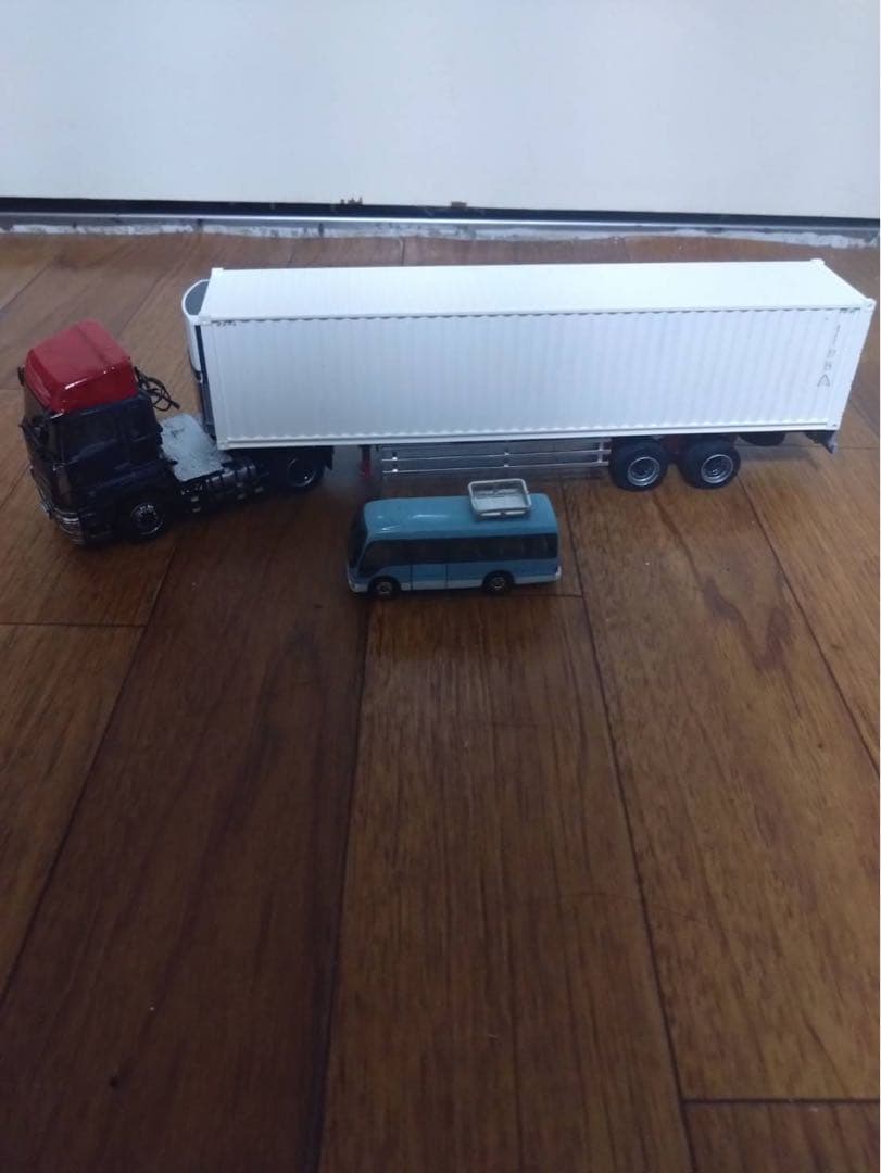 ケンクラフト1/50　日野プロフィア　トレーラーバン　カスタム　トラック野郎